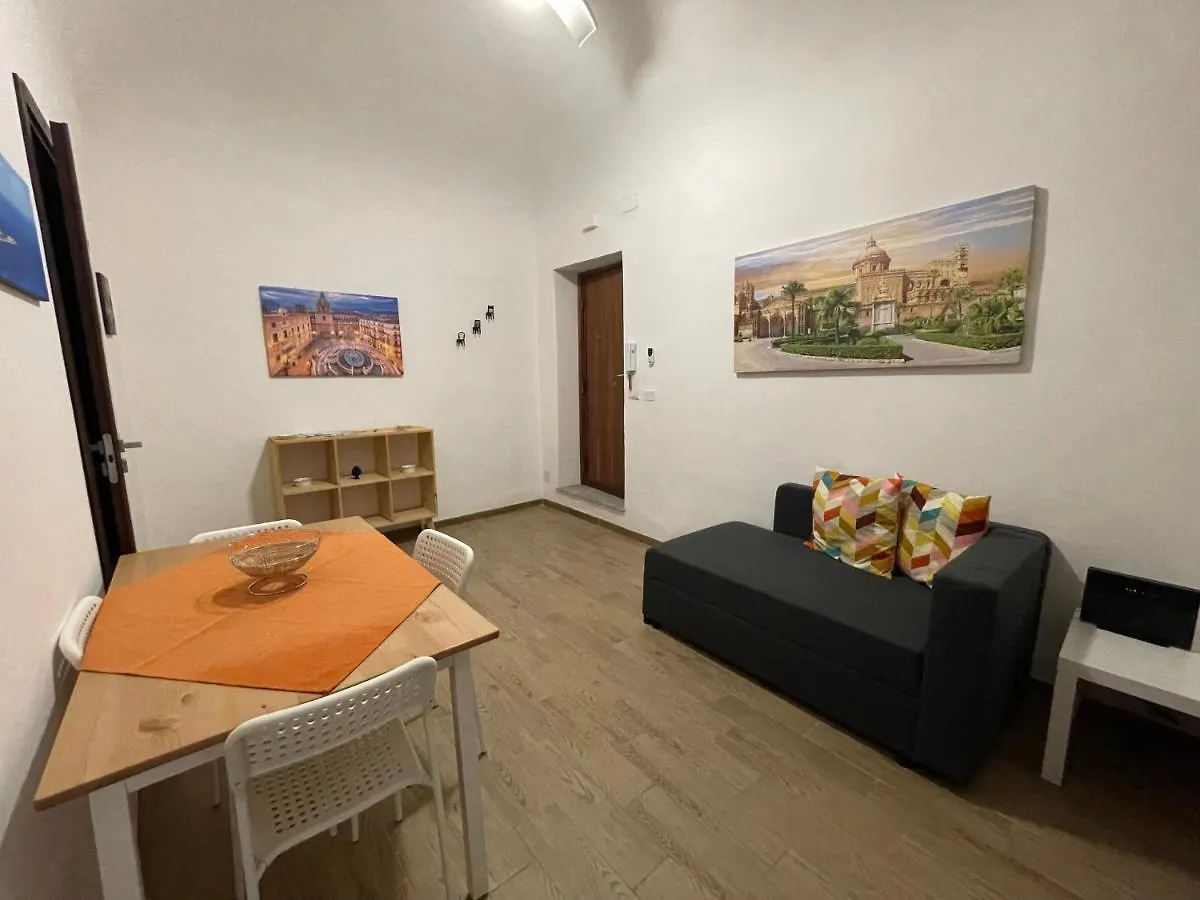 Le Colonne Del Massimo Apartment Palermo